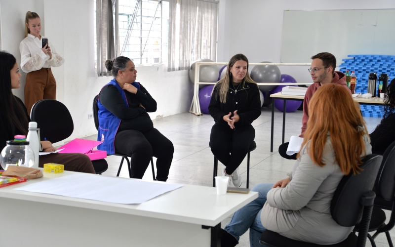 Grupo Terapêutico traz suporte e apoio para famílias com crianças neurodivergentes