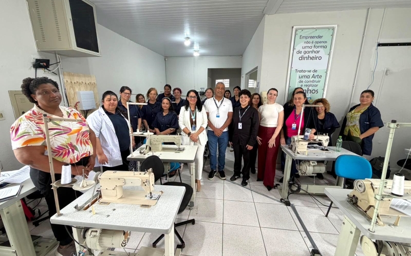 Empregos para mulheres: Quatro Barras inicia Curso de Costura Industrial  