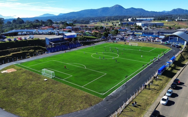 Estádio Municipal Osni Antônio da Silva traz estrutura referência no Paraná
