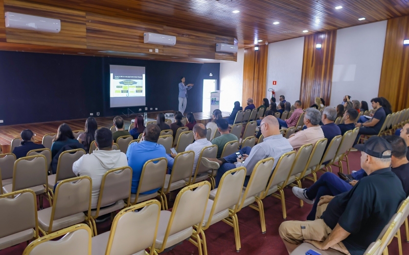 Secretários municipais e servidores participam de treinamento na NR-1, para promoção de ambientes de trabalho saudáveis