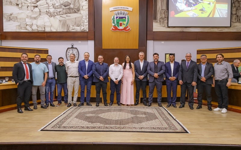 Sessão Solene comemora os 64 anos de emancipação política de Quatro Barras