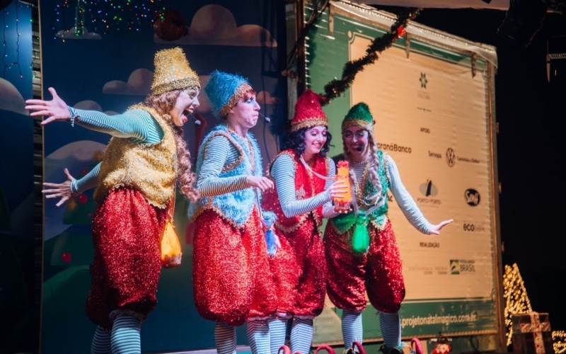 Quatro Barras abre programação natalina com espetáculos, cantatas e árvore encantada